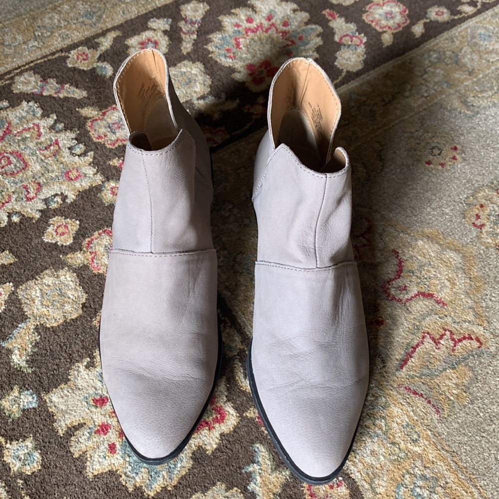 Darling Lucky Brand Booties - Picture 3 of 6